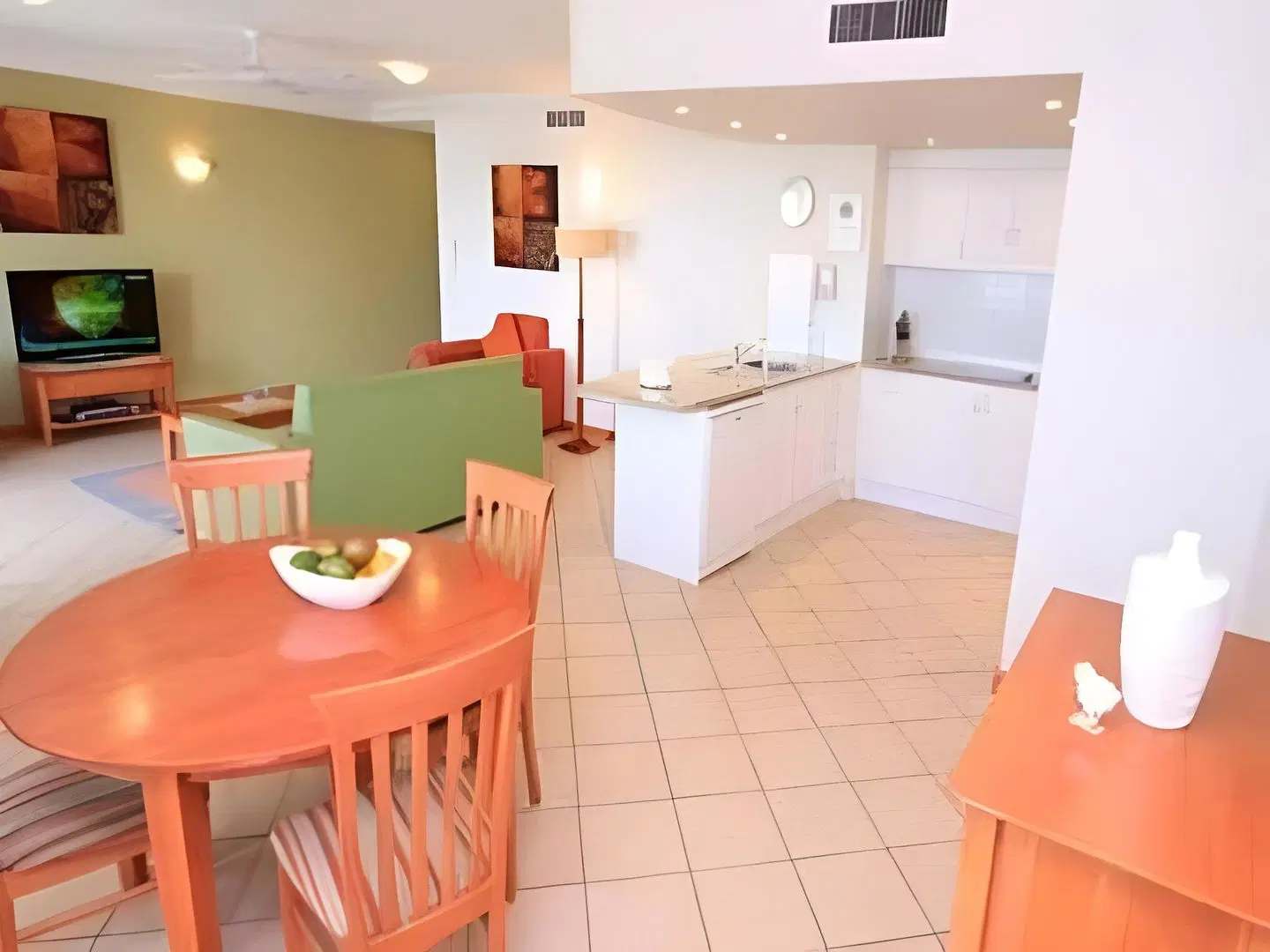Coolum Seaside Apartments ROOM_EXAMPLE