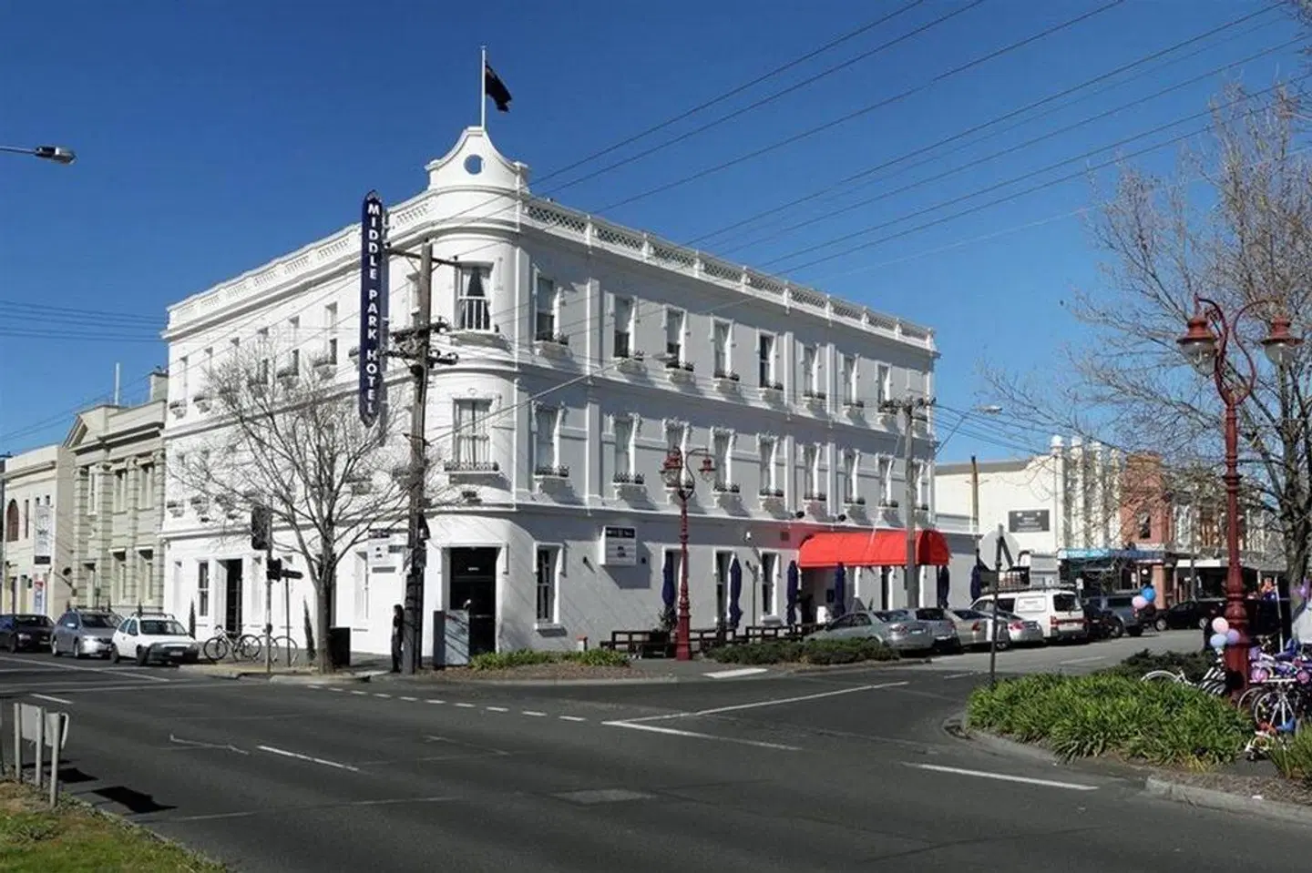 Middle Park Hotel EXTERIOR