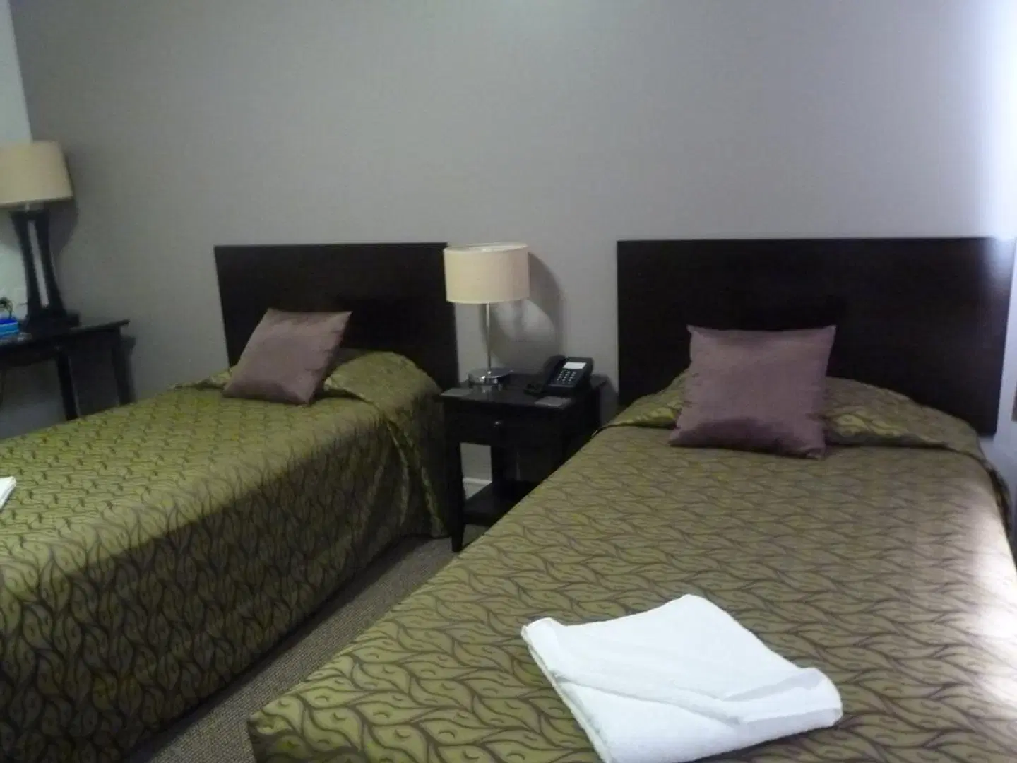 Gordon Motor Inn ROOM_EXAMPLE