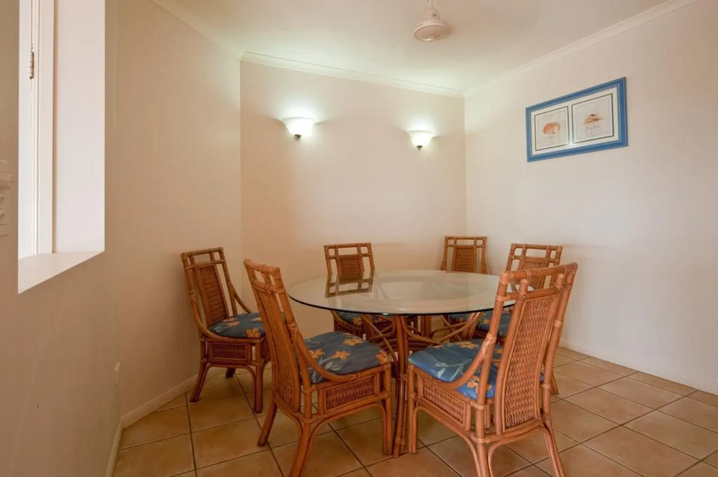 Sea Star Apartments ROOM_EXAMPLE