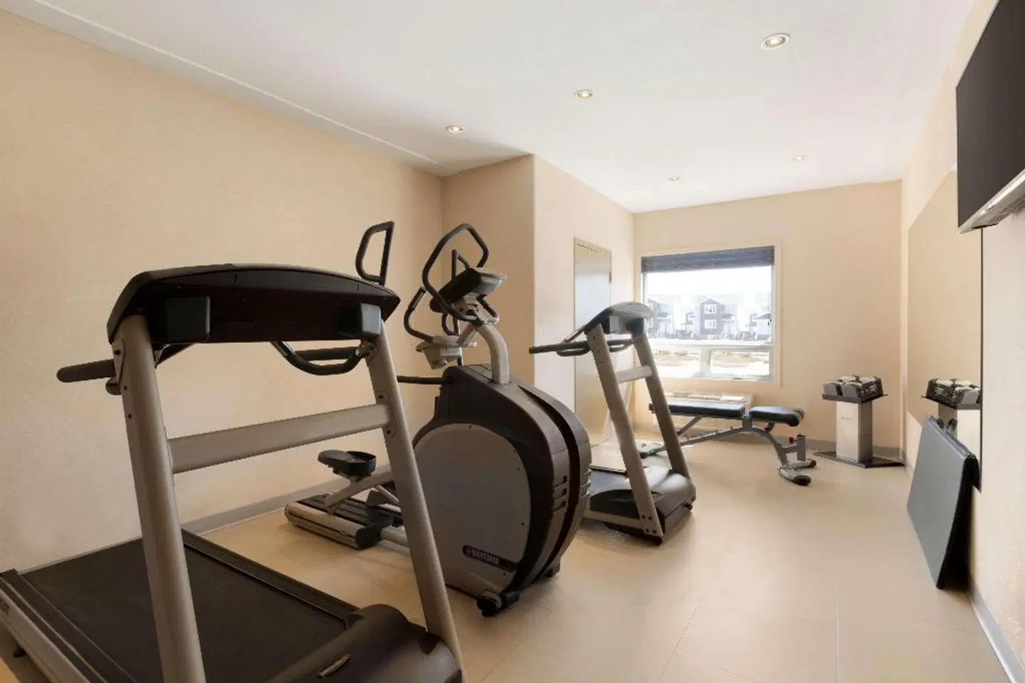 Days Inn by Wyndham Regina Airport West SPORTS_AND_LEISURE