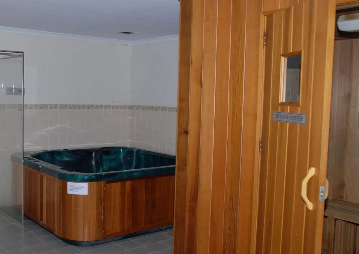 Summit Ridge Alpine Lodge ROOM_EXAMPLE