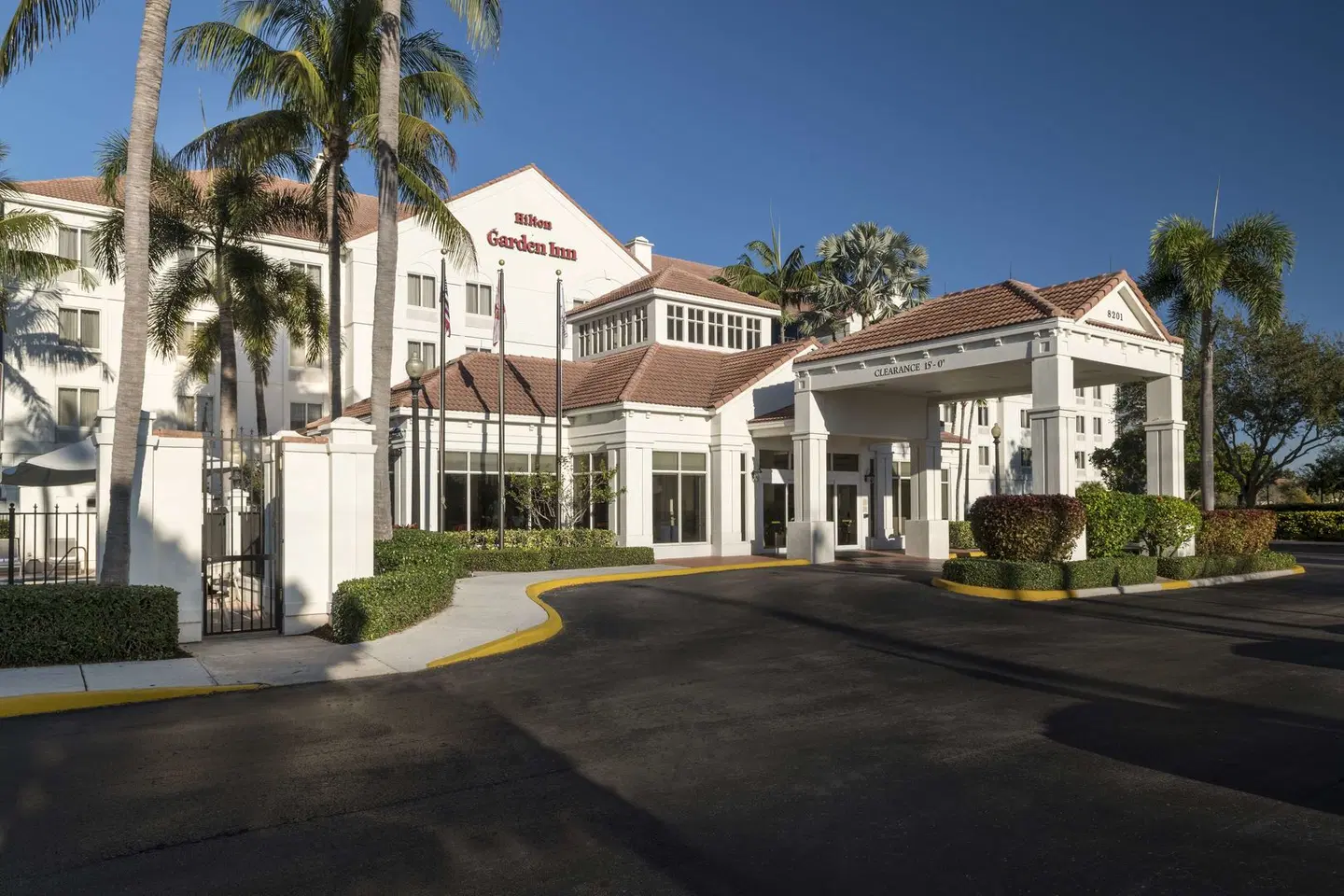 Hilton Garden Inn Boca Raton EXTERIOR