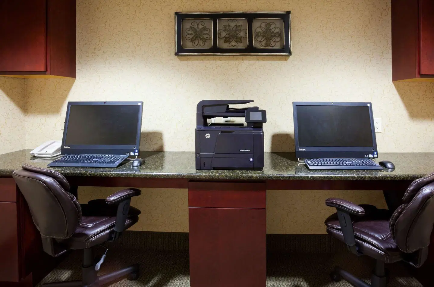 Hampton Inn Cedar Rapids ROOM_EXAMPLE
