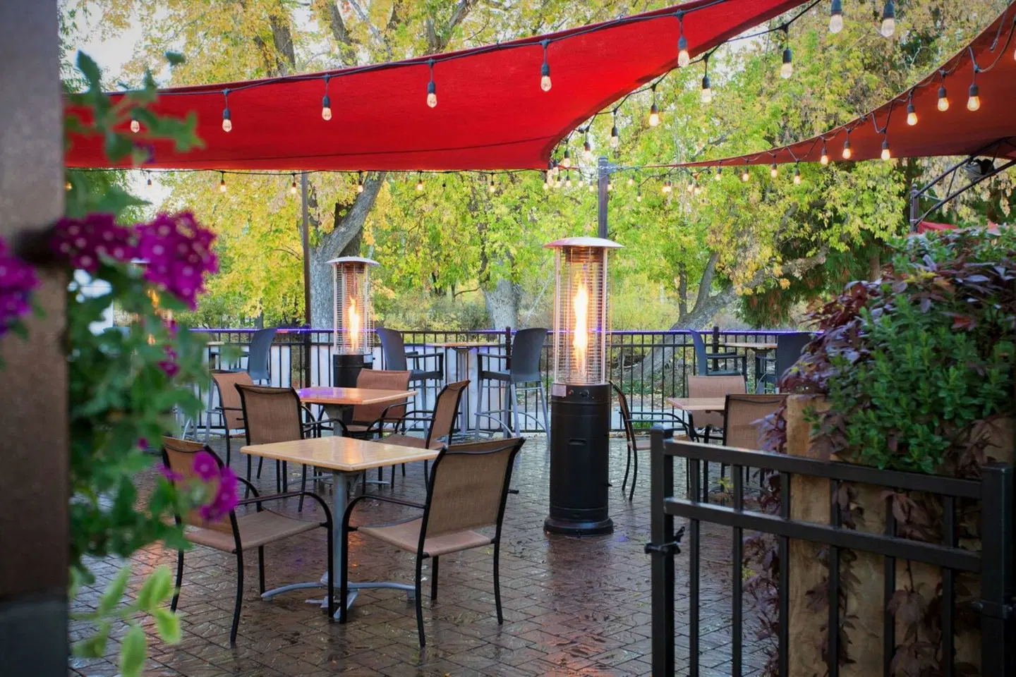 The Riverside Hotel Terrasse