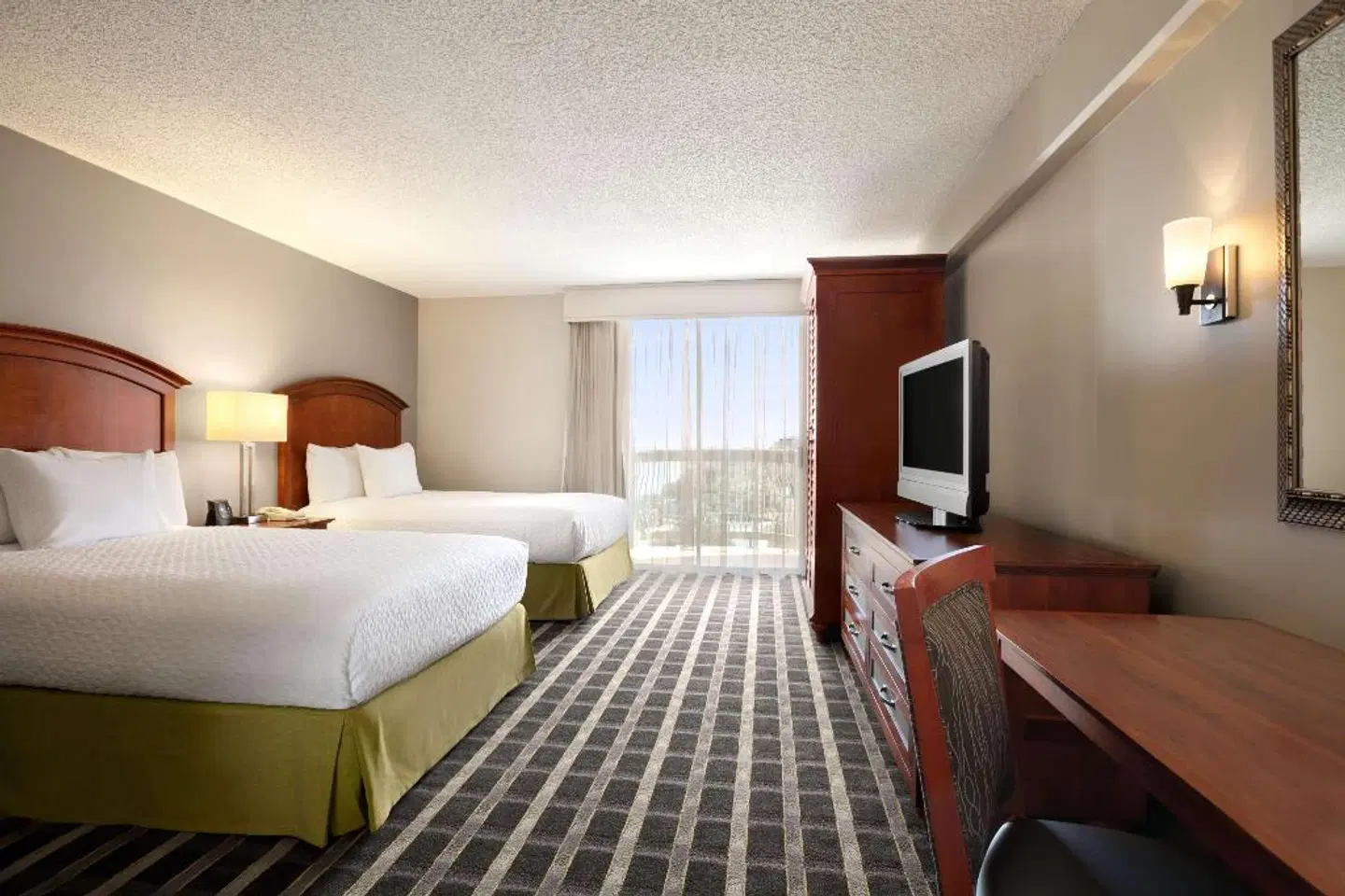 Embassy Suites by Hilton San Francisco Airport - Waterfront ROOM_EXAMPLE