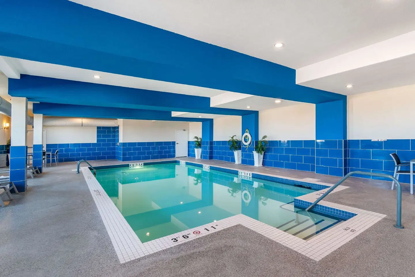 Best Western Plus Kindersley Hotel Hallenbad
