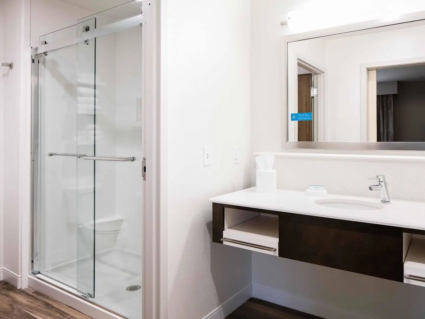 Hampton Inn & Suites Hudson Badezimmer