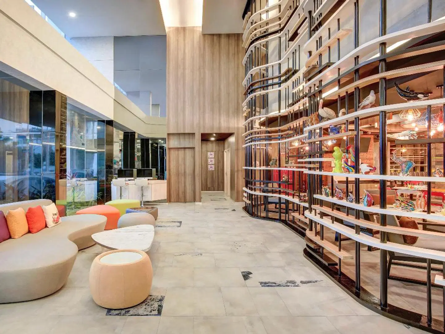 ibis Styles Makassar Sam Ratulangi LOUNGE_LOBBY