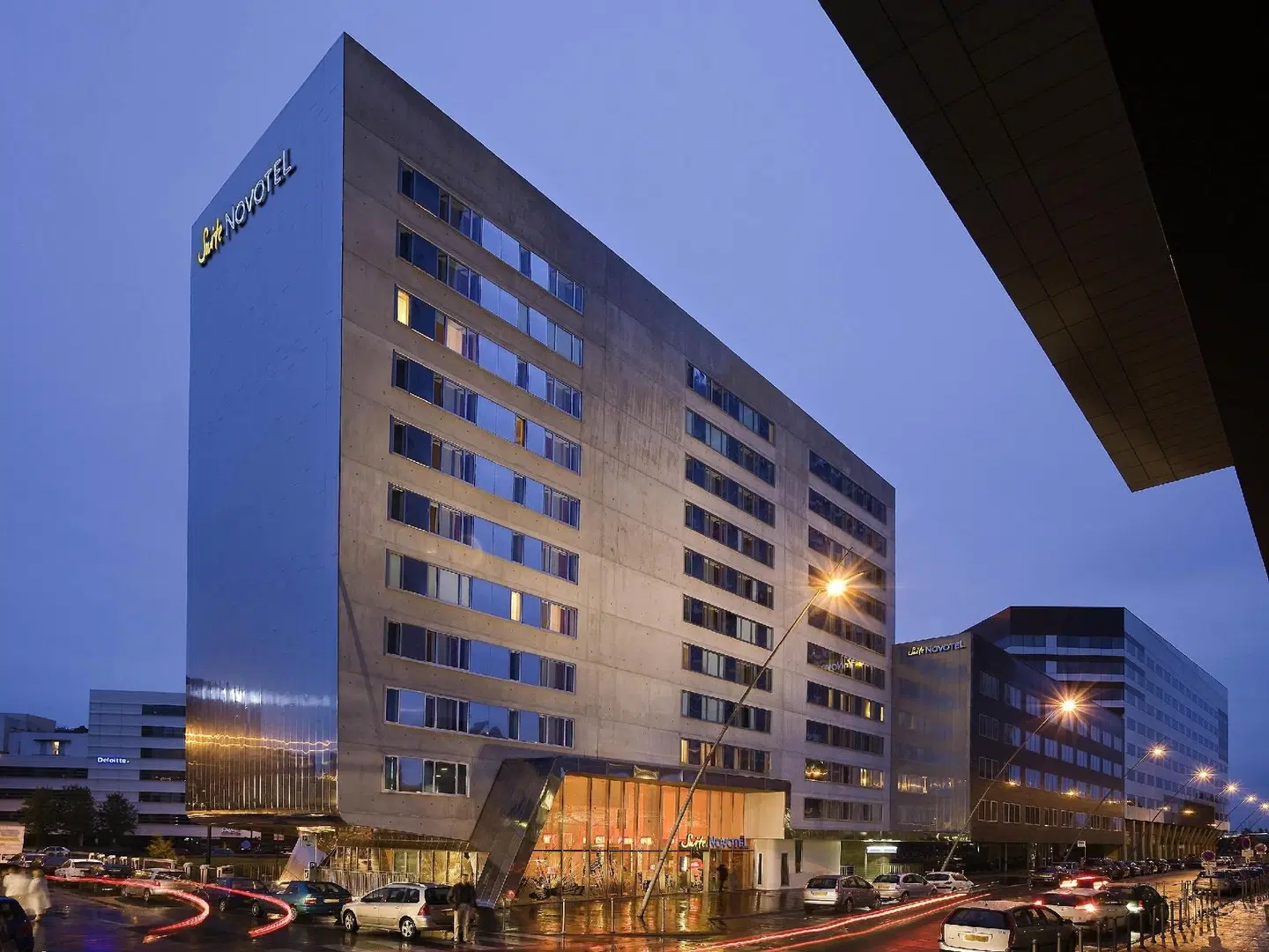 Novotel Suites Gare Lille Europe EXTERIOR