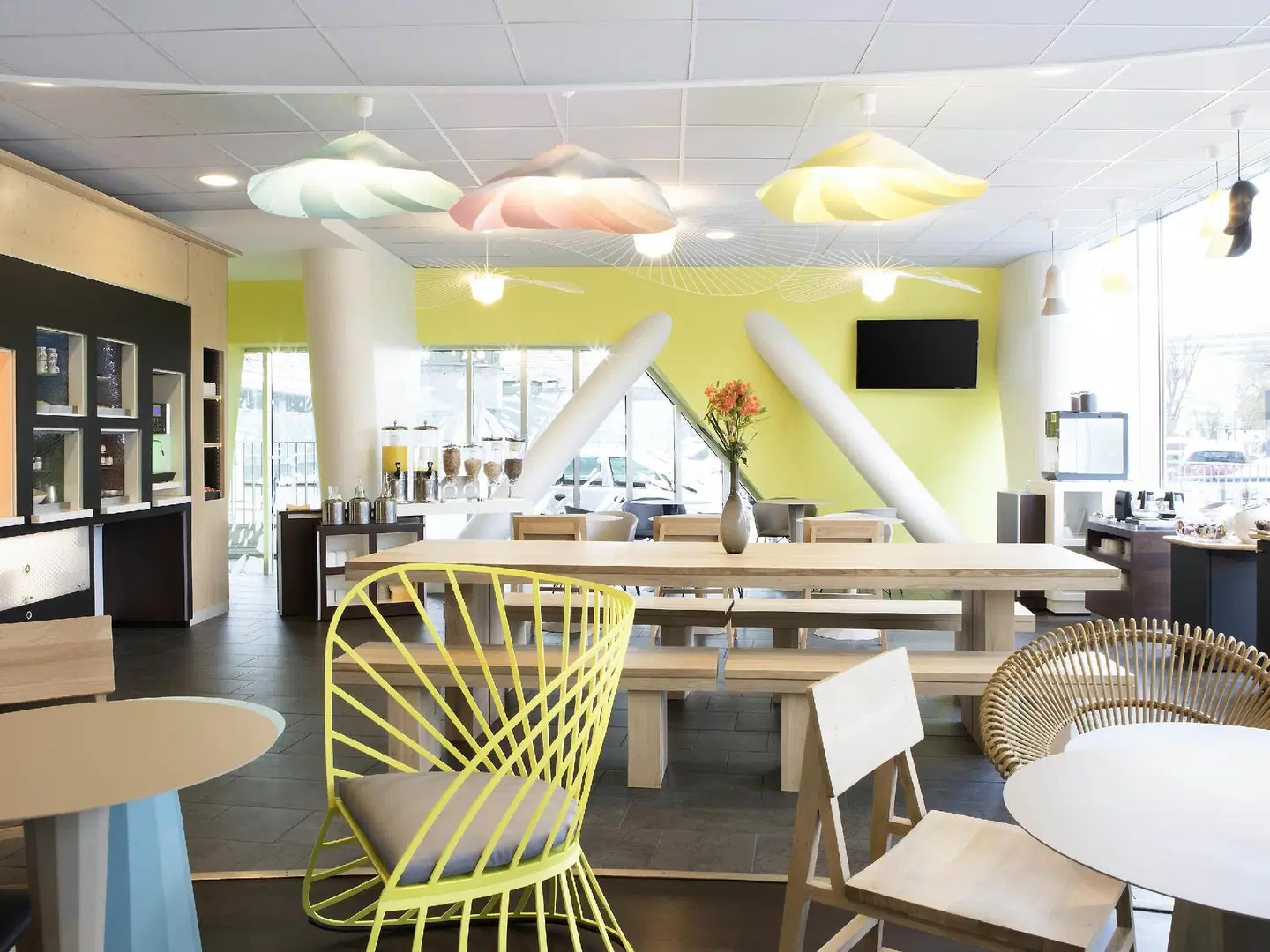 Novotel Suites Gare Lille Europe Bar