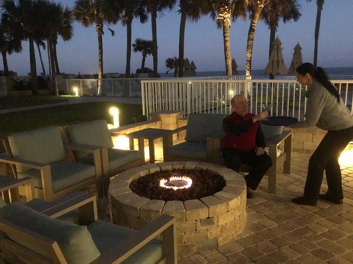 Holiday Inn & Suites Daytona Beach on the Ocean by IHG Terrasse