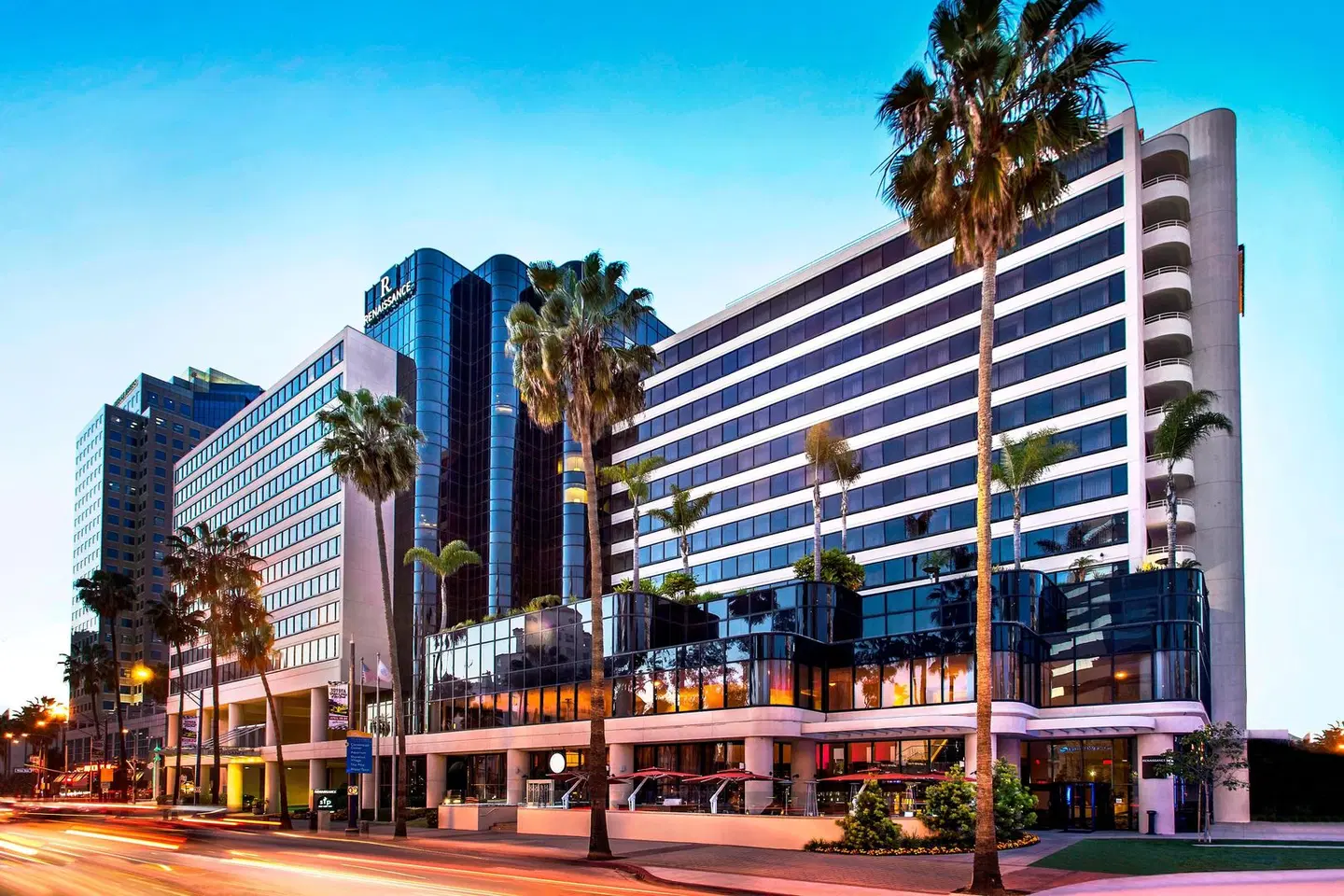 Marriott Long Beach Downtown EXTERIOR