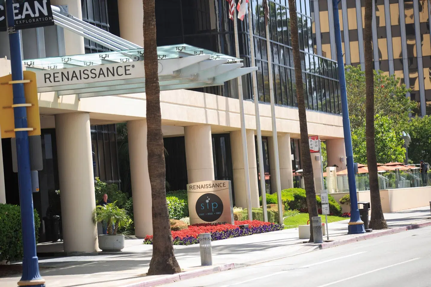 Marriott Long Beach Downtown EXTERIOR