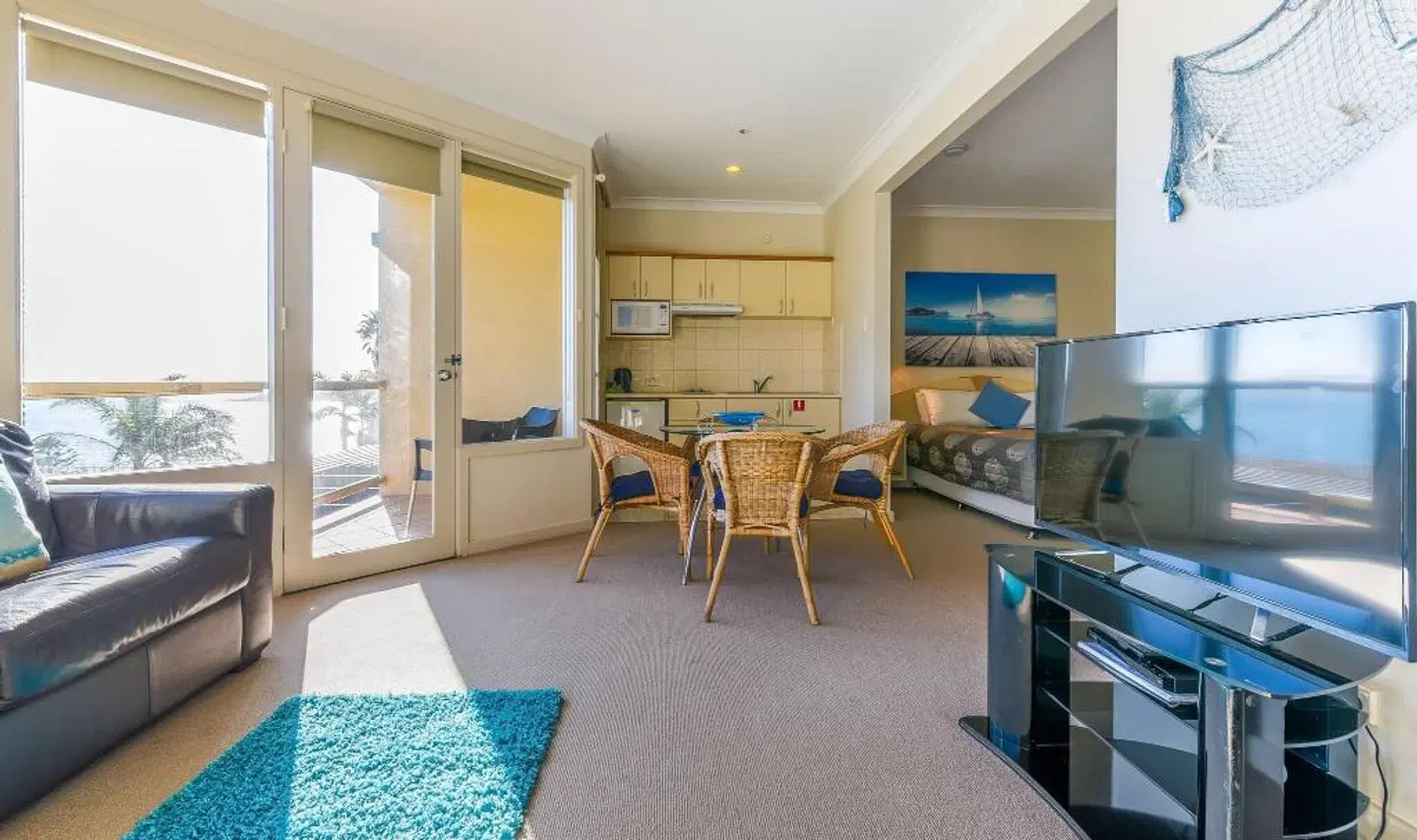 The Bluff Resort Apartments ROOM_EXAMPLE