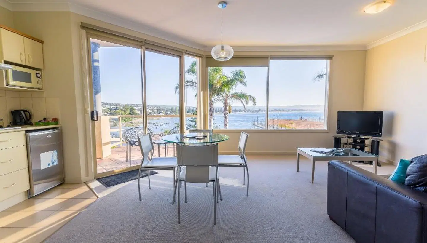 The Bluff Resort Apartments ROOM_EXAMPLE