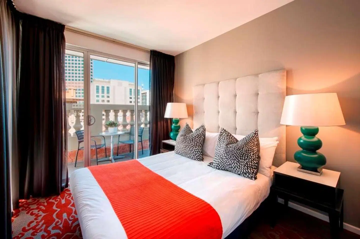 Miller Apartments ROOM_EXAMPLE