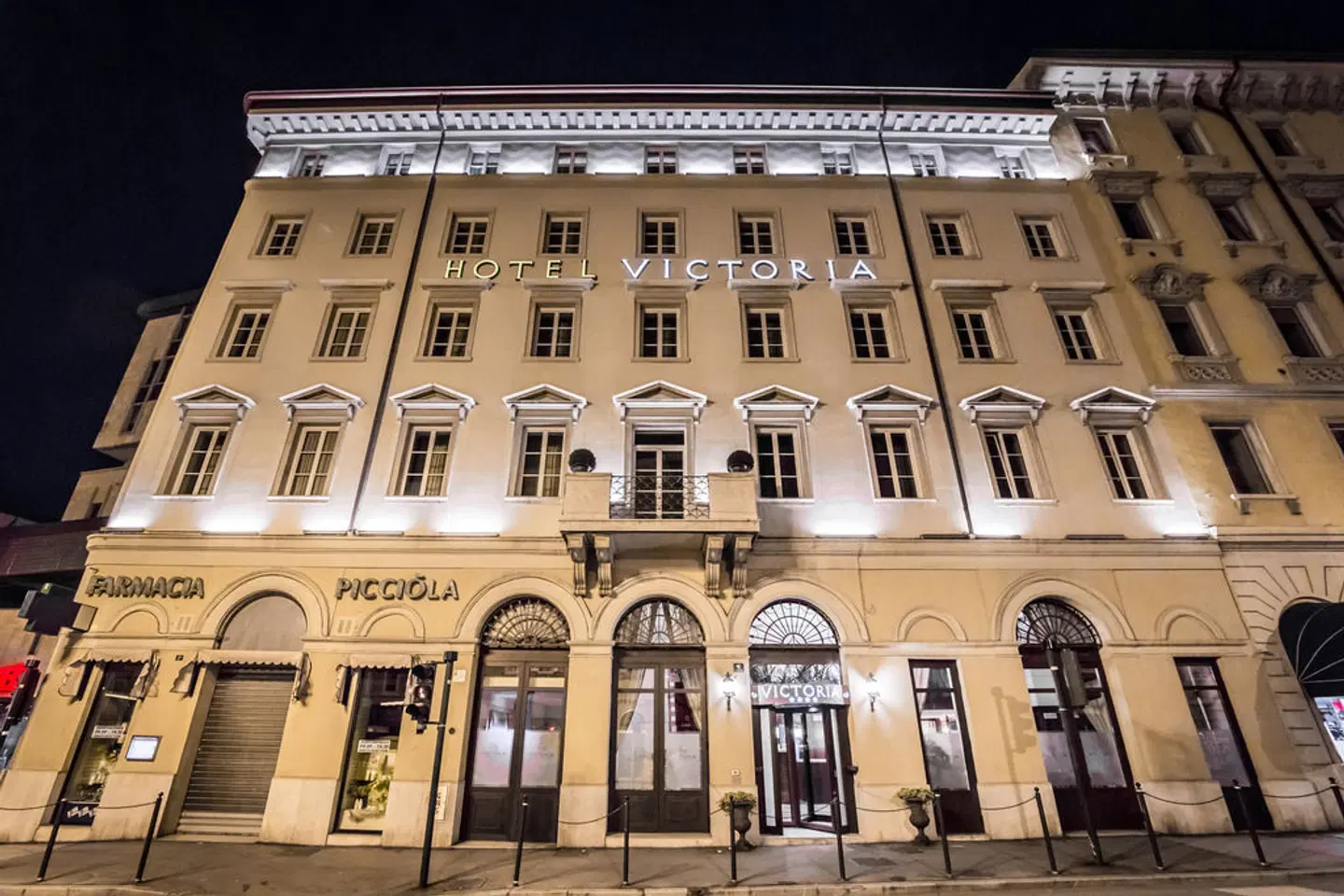 Victoria Hotel Letterario EXTERIOR