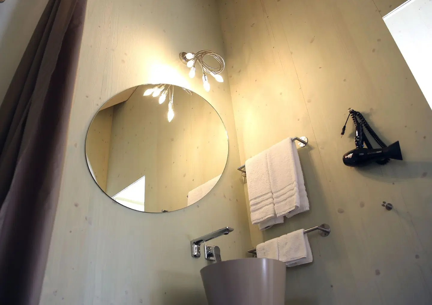 Weissbad Lodge Badezimmer