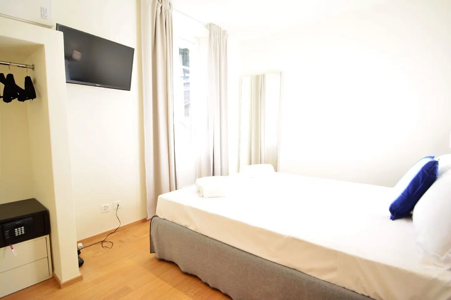 Lac Hotel ROOM_EXAMPLE