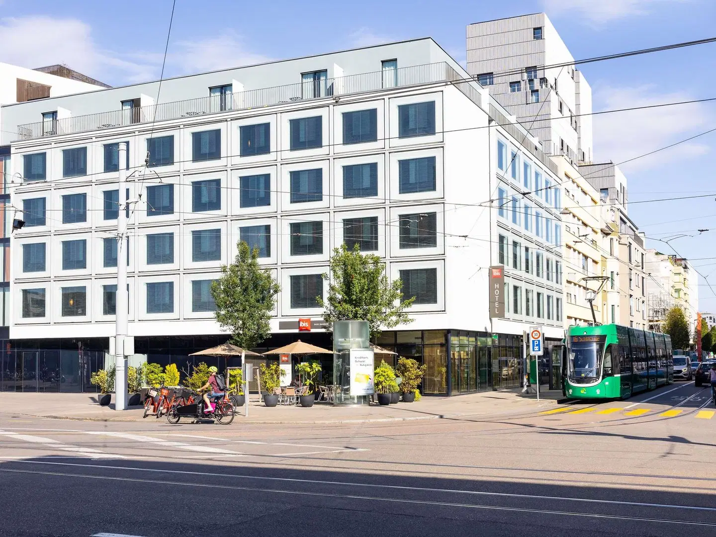 ibis Basel Bahnhof EXTERIOR