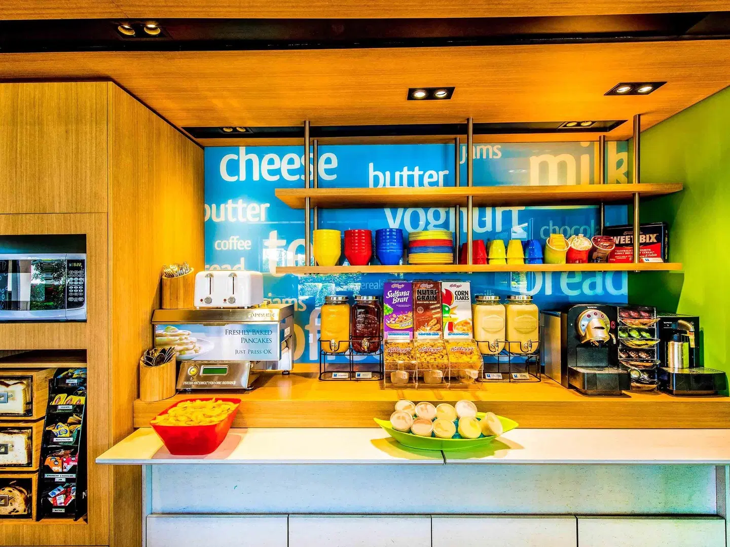 ibis budget Brisbane Airport LOUNGE_LOBBY