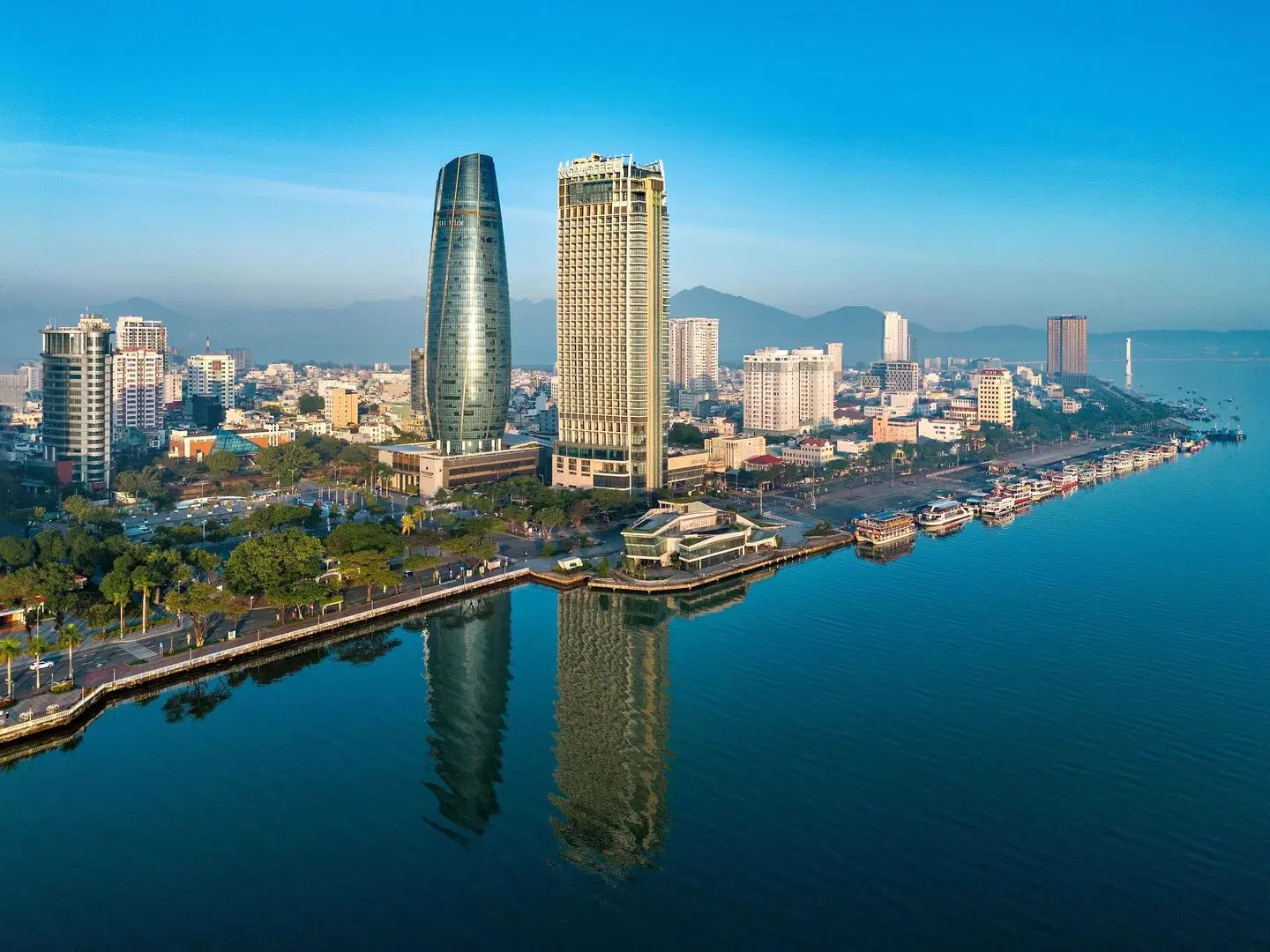 Novotel Danang Premier Han River OUTDOOR_POOL
