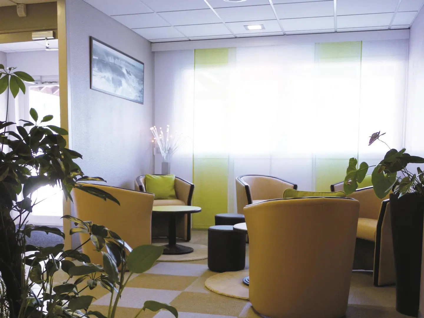 Kyriad Niort - Espace Mendès-France LOUNGE_LOBBY