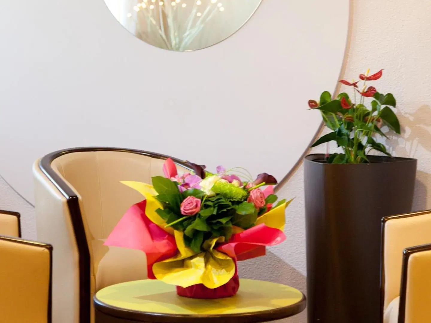 Kyriad Niort - Espace Mendès-France HEALTH_BEAUTY