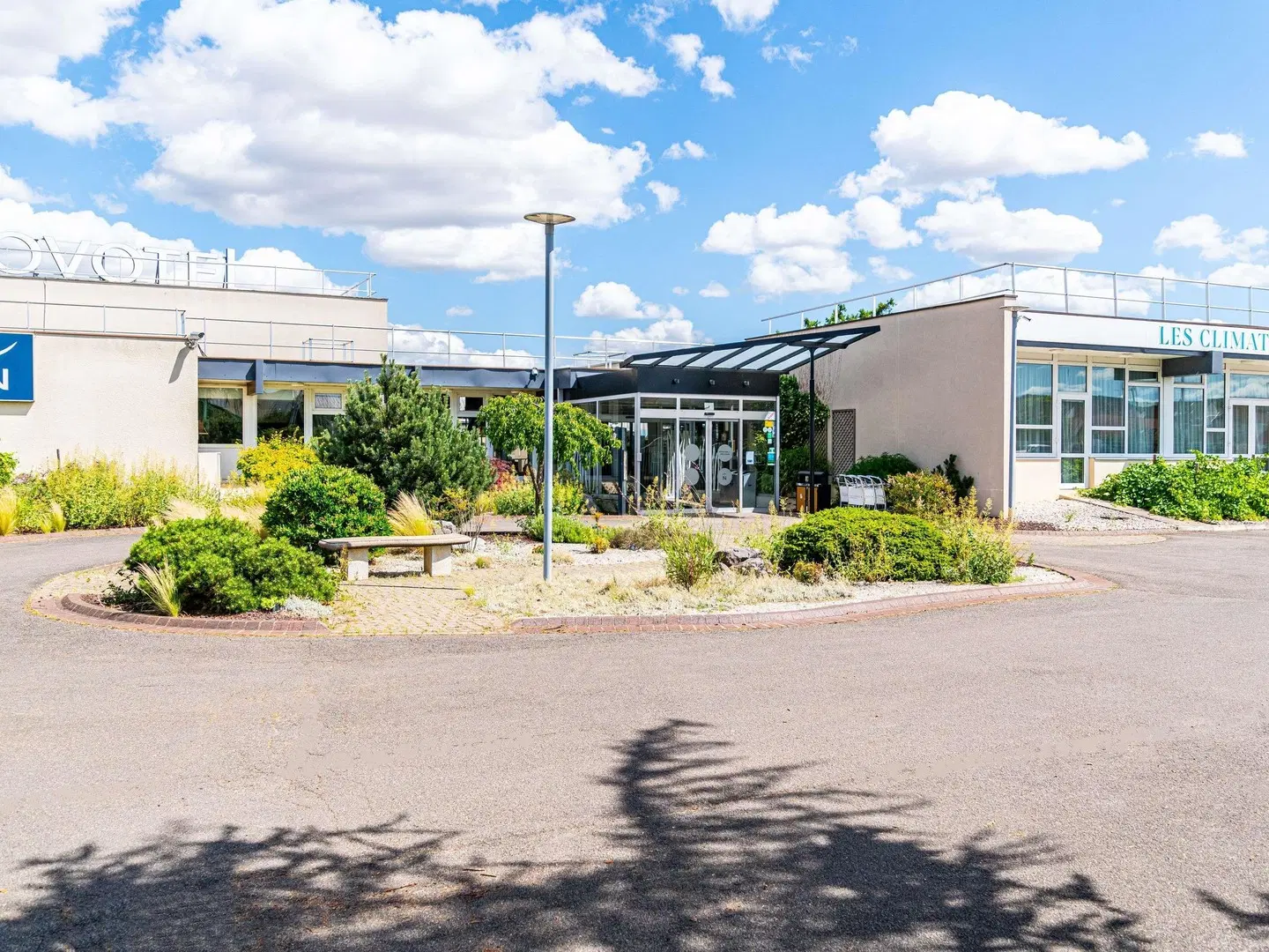 Novotel Dijon Route des Grands Crus EXTERIOR