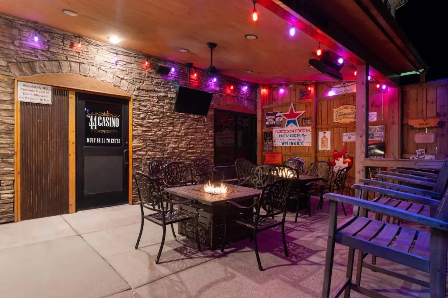 Baymont Inn & Suites by Wyndham Sturgis Bar