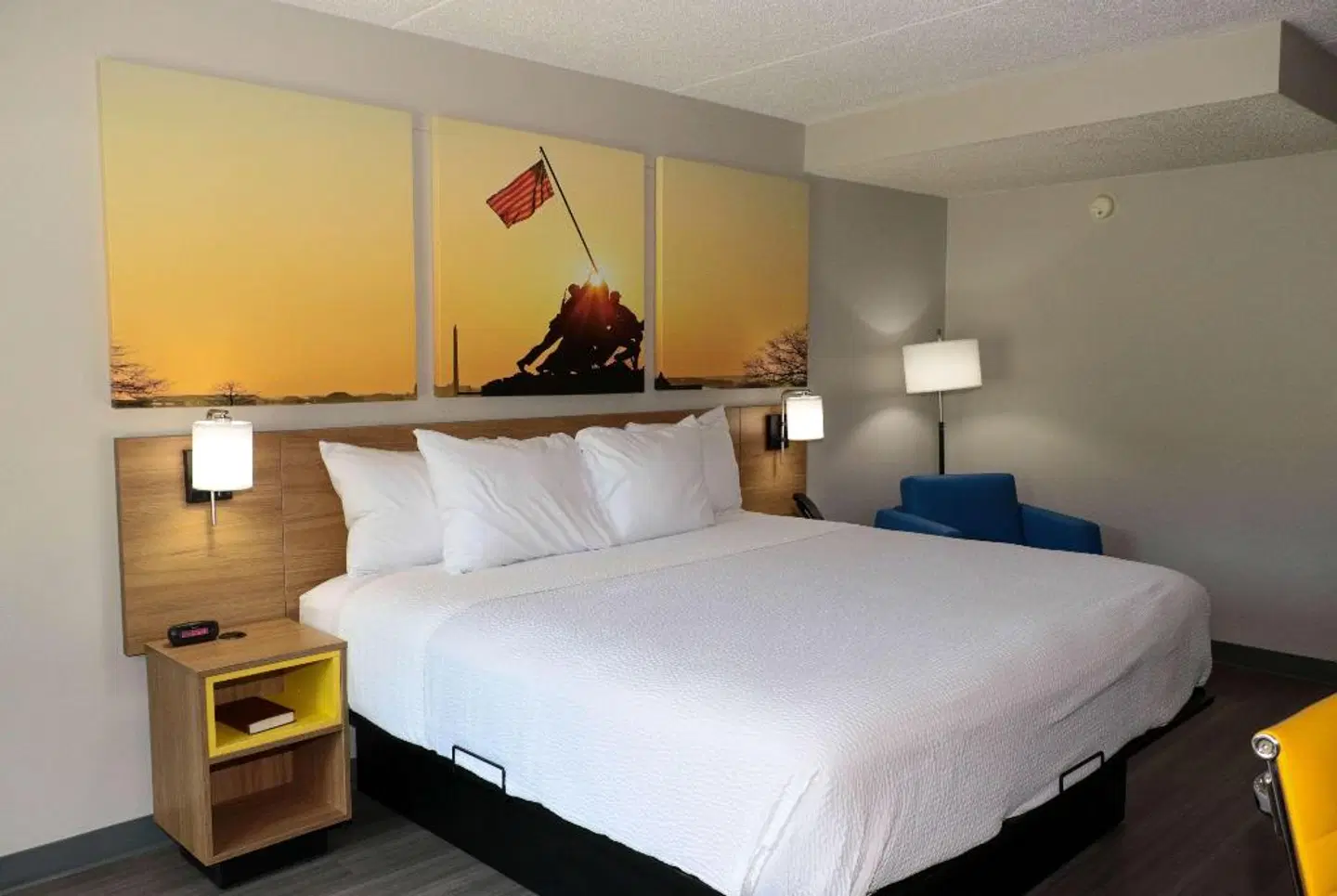 Days Inn by Wyndham Farmville ROOM_EXAMPLE