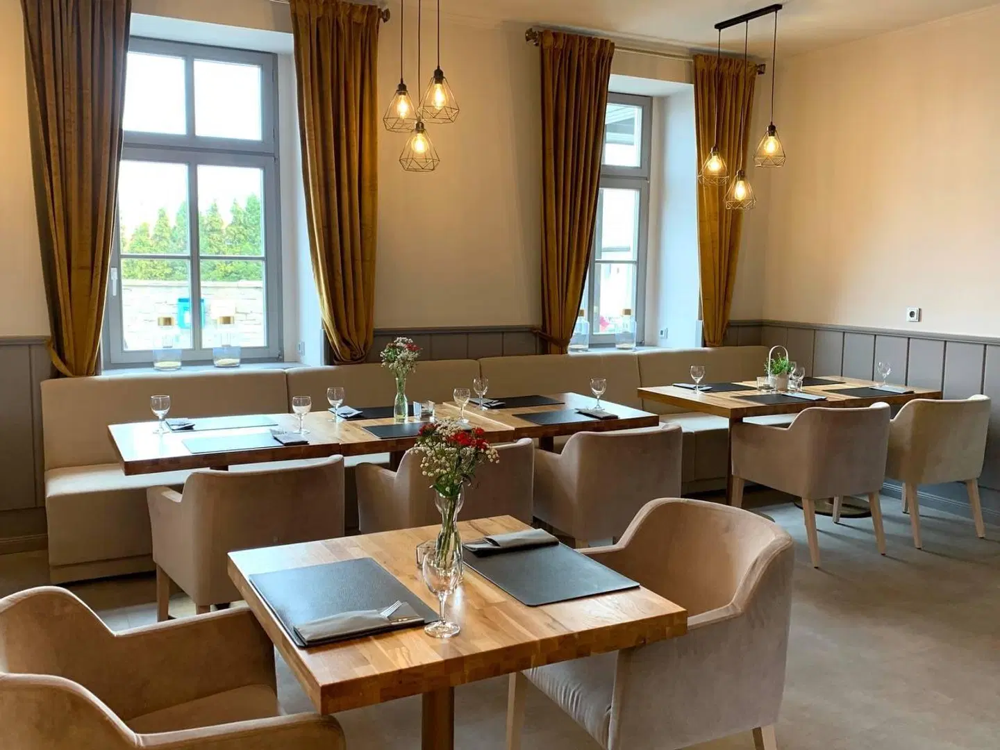 Zur Kaiserpfalz Konferenz