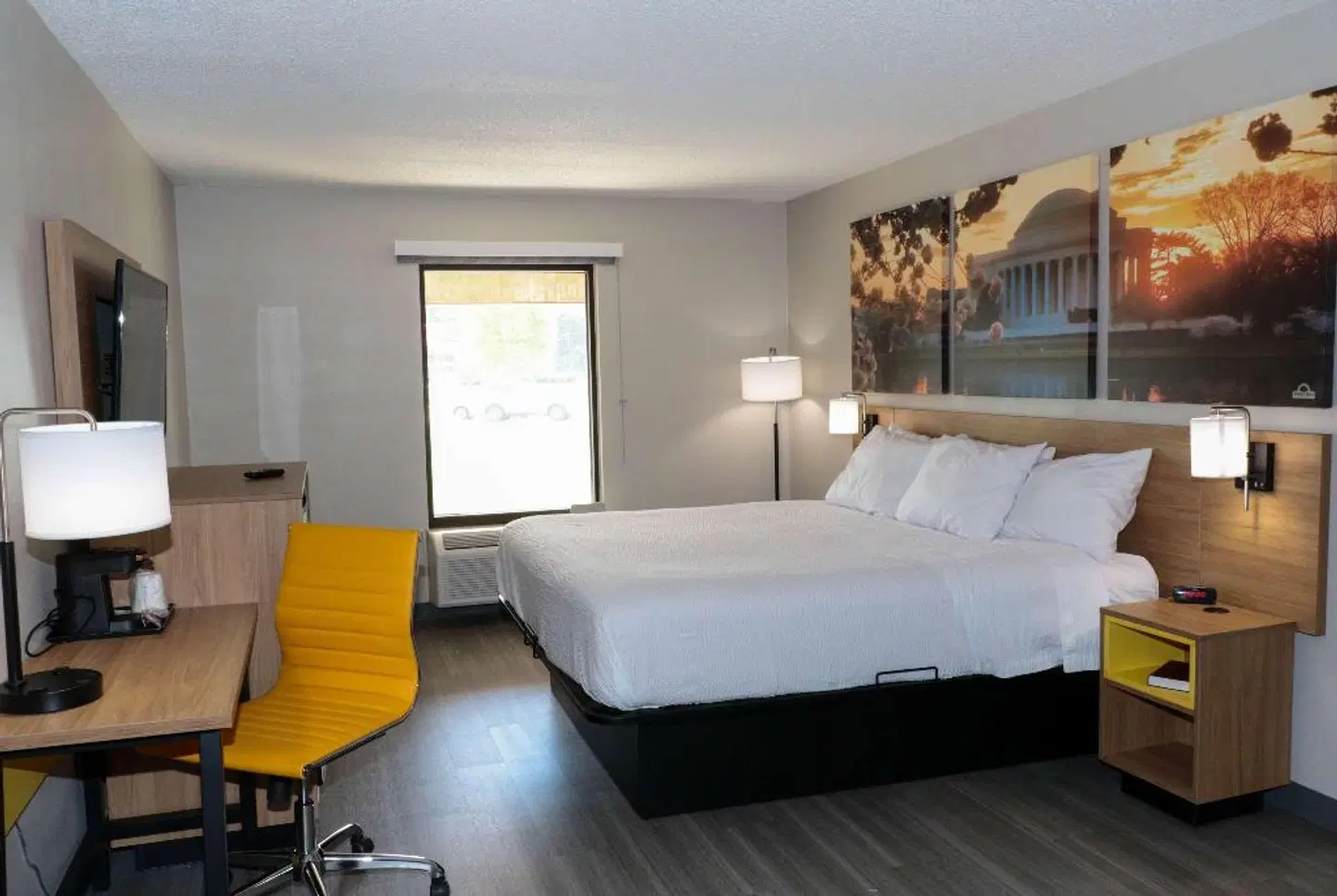 Days Inn by Wyndham Farmville ROOM_EXAMPLE