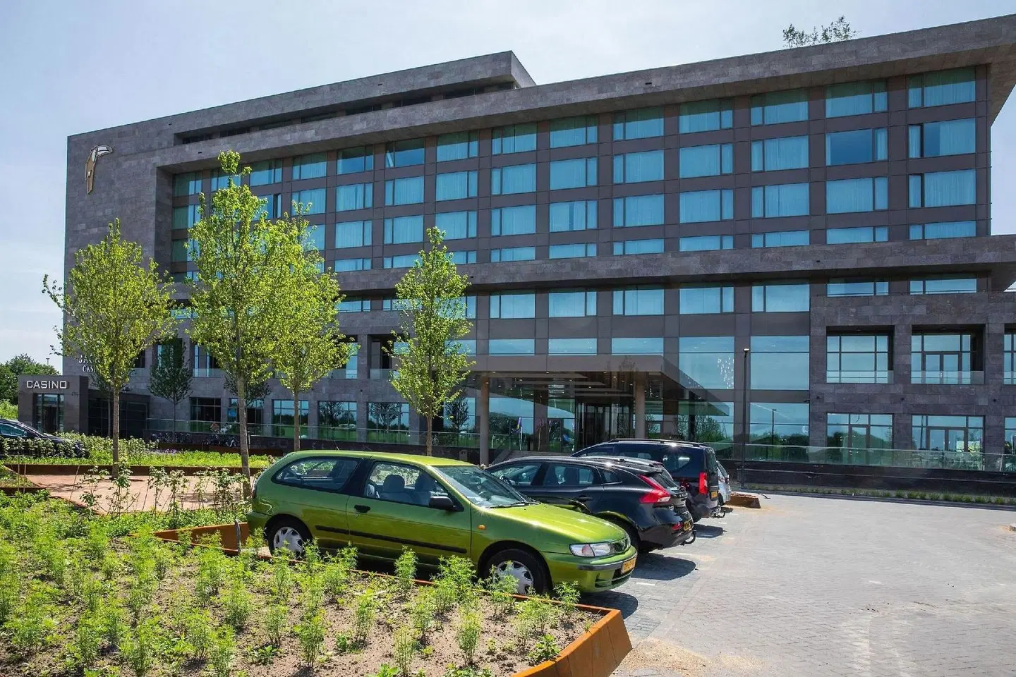 Van der Valk Hotel Tilburg EXTERIOR
