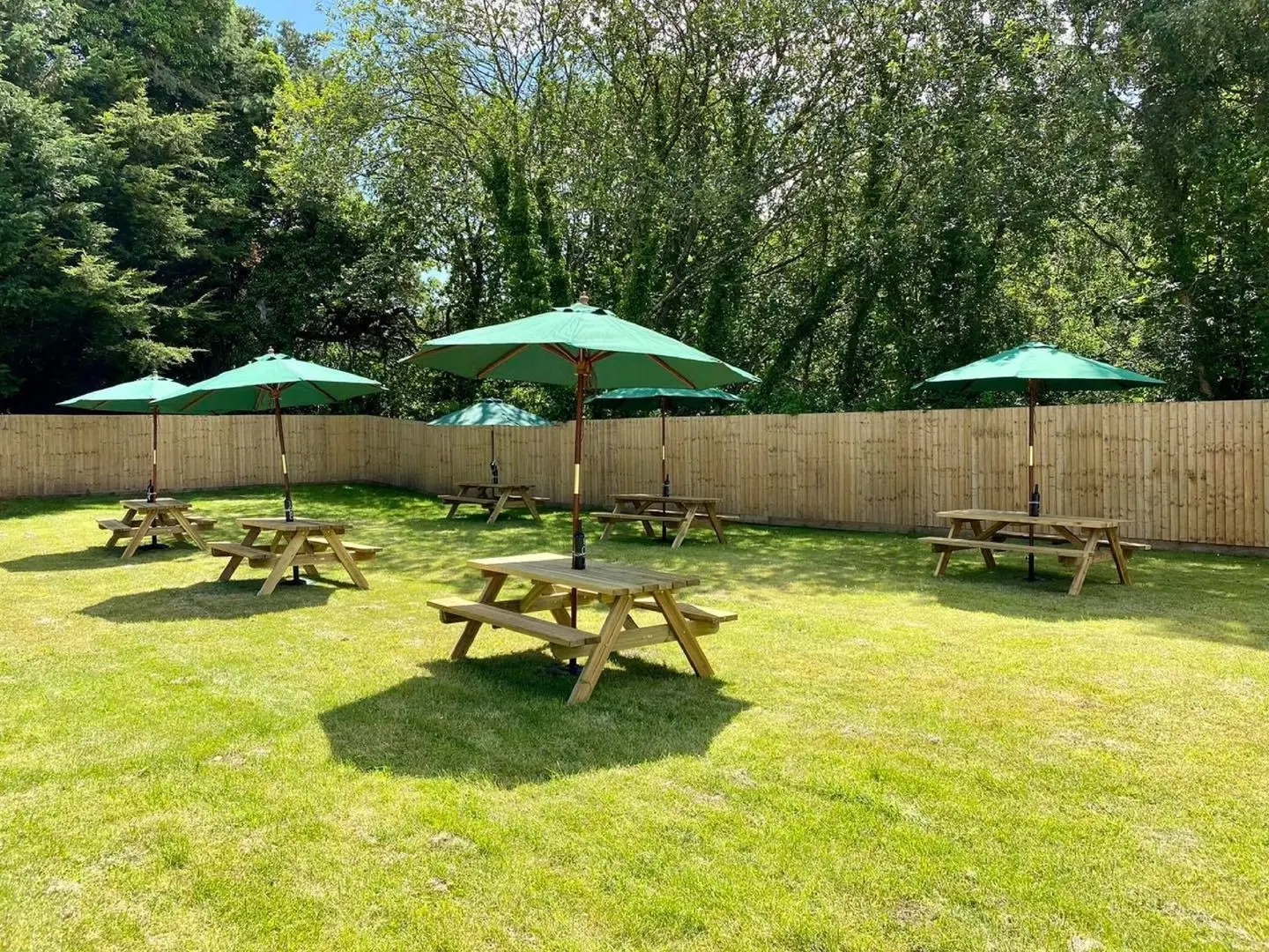 The Frampton Arms Garten