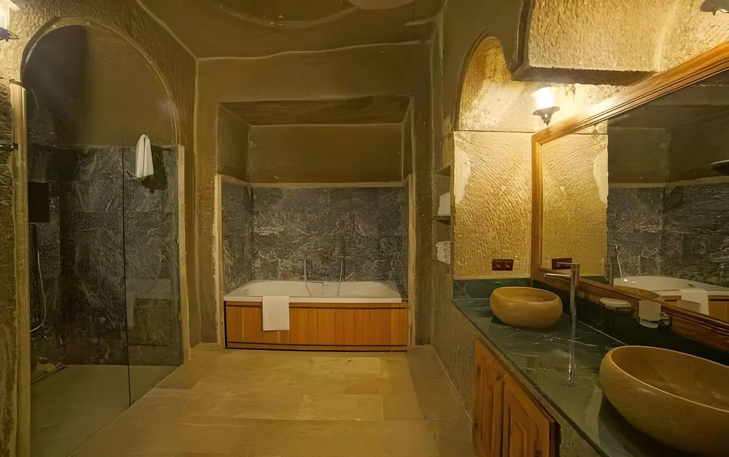 Lunar Cappadocia Hotel Badezimmer