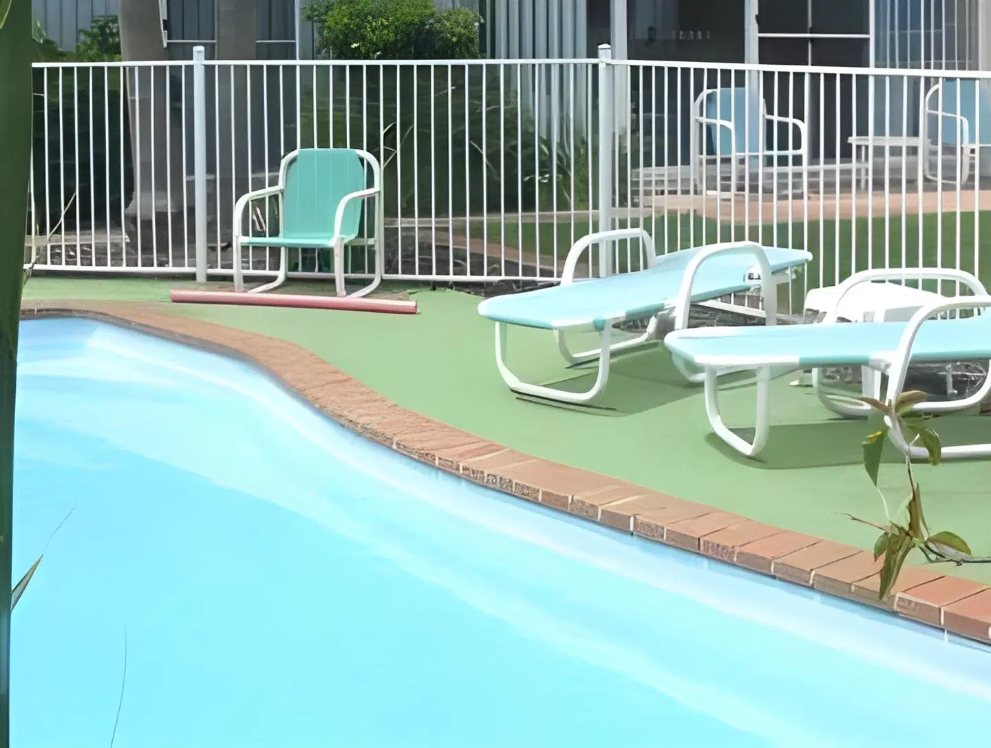 Beach Street Apartments OUTDOOR_POOL