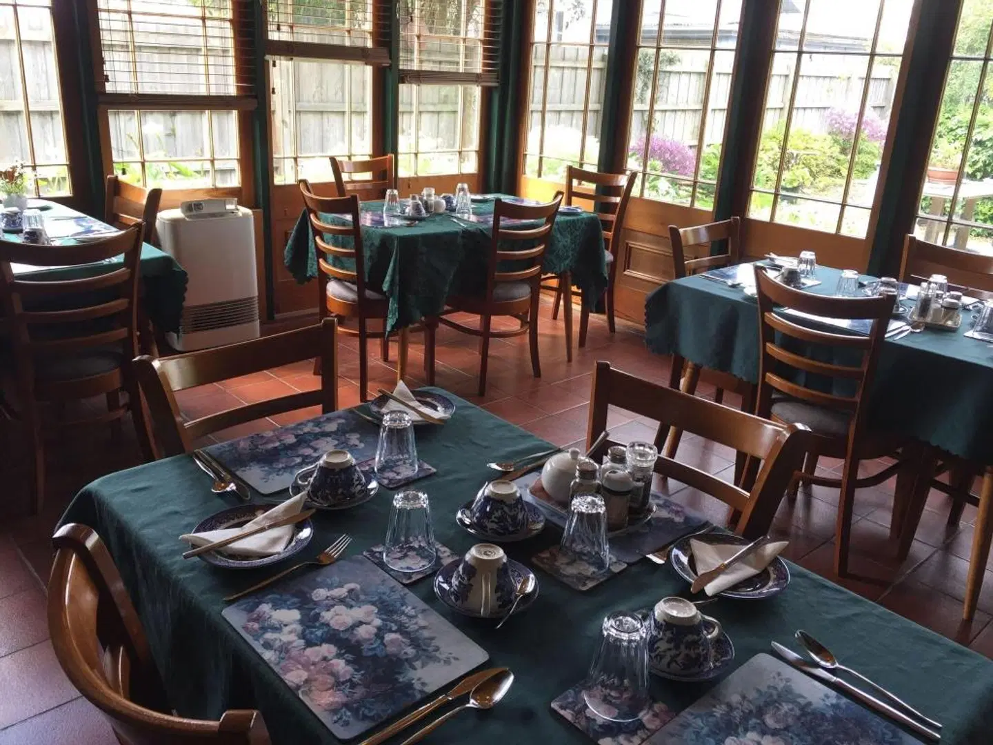 Victoria House Restaurant