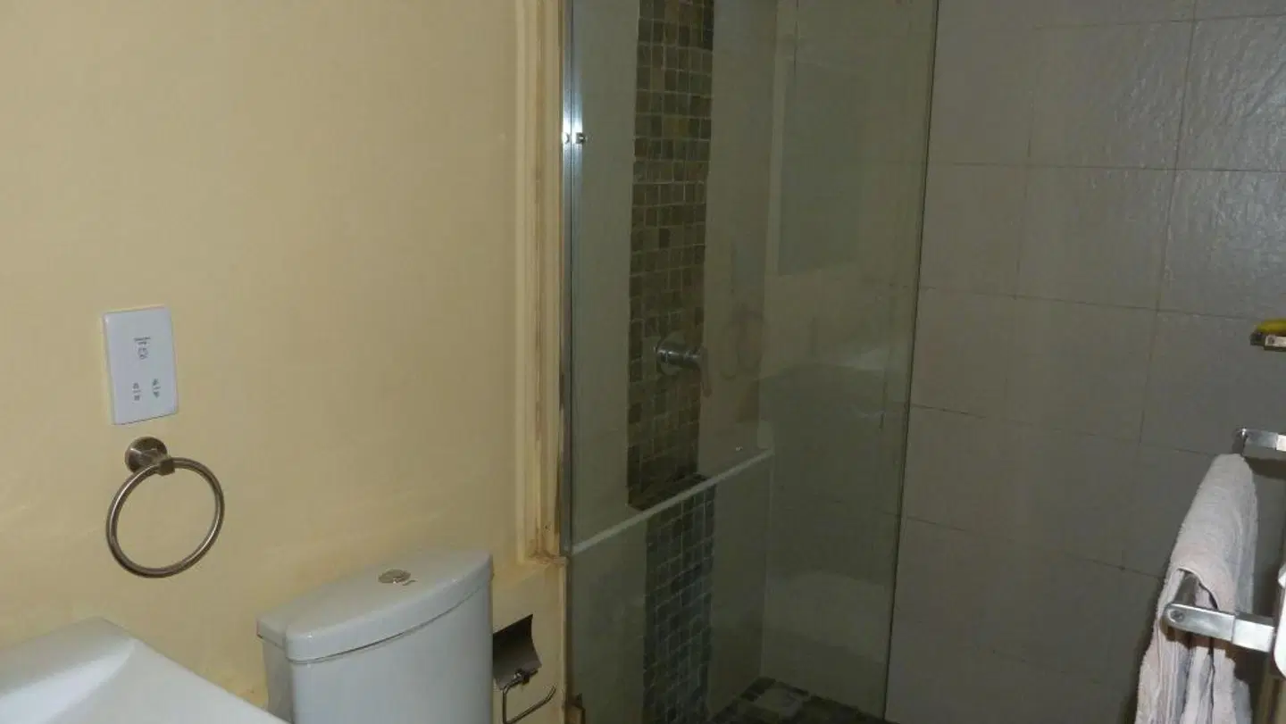 Le Cactus Guest House Badezimmer