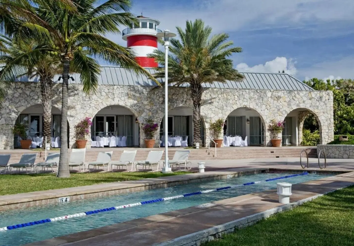 Lighthouse Pointe at Grand Lucayan Resort EXTERIOR