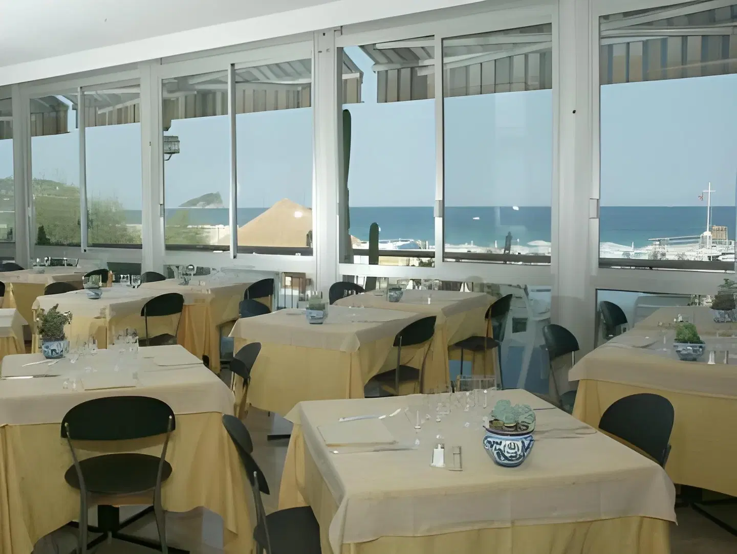 Tirreno Restaurant