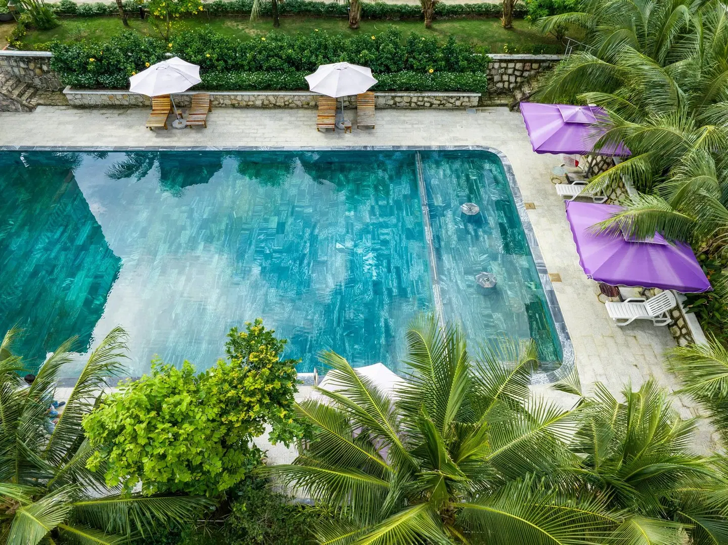 Leaf Hotel Phu Quoc. OUTDOOR_POOL