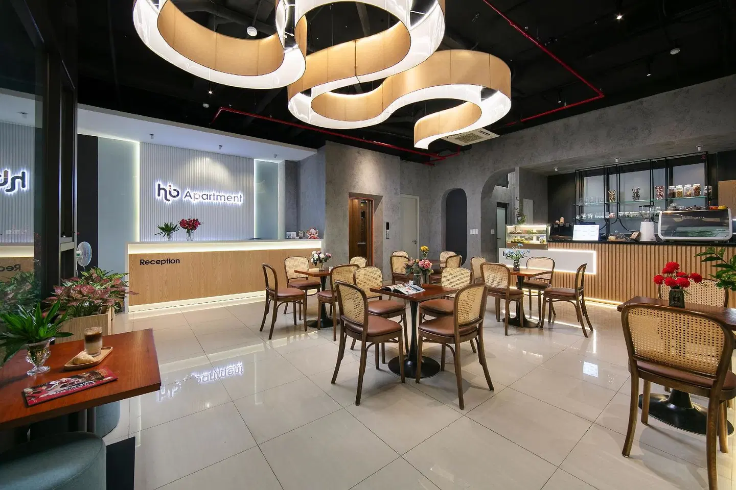 HB Serviced Apartment - Lac Long Quan Restaurant