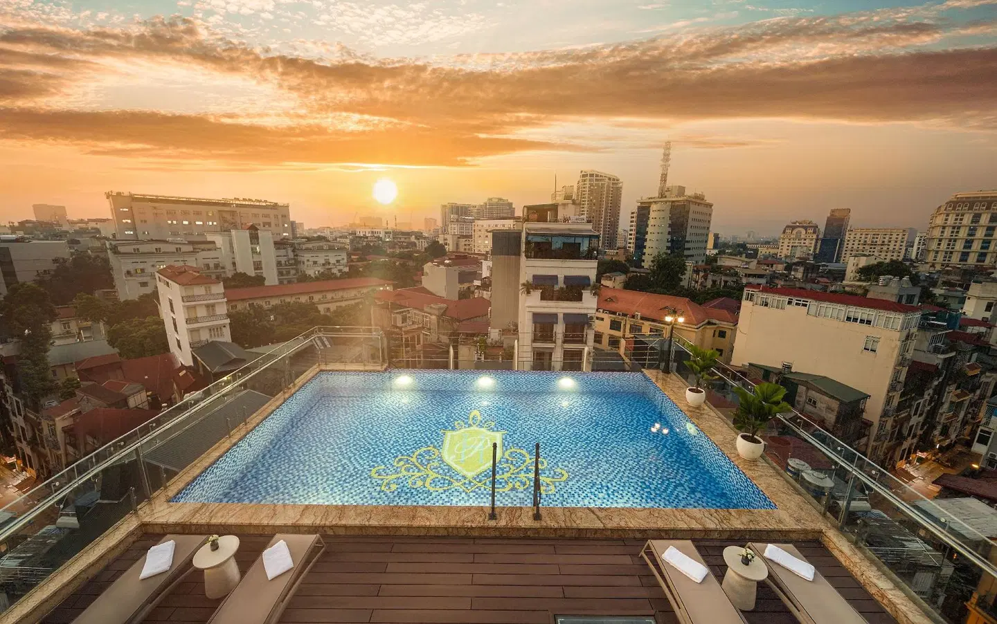 Meritel Hanoi Hallenbad
