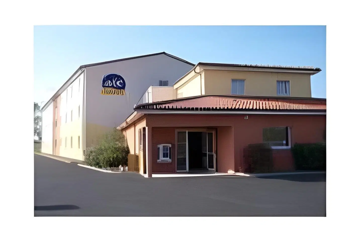 Ace Hôtel Issoire EXTERIOR