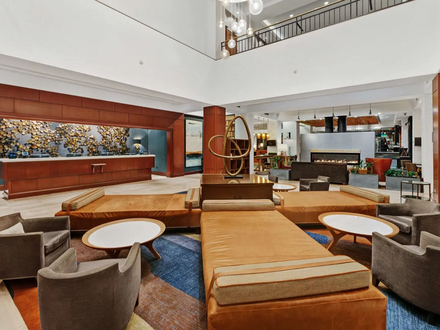 Hilton Harrisburg LOUNGE_LOBBY