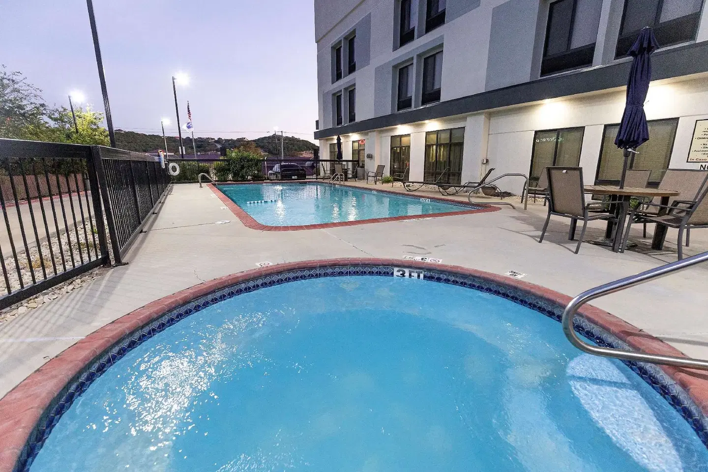 Hampton Inn Kerrville OUTDOOR_POOL