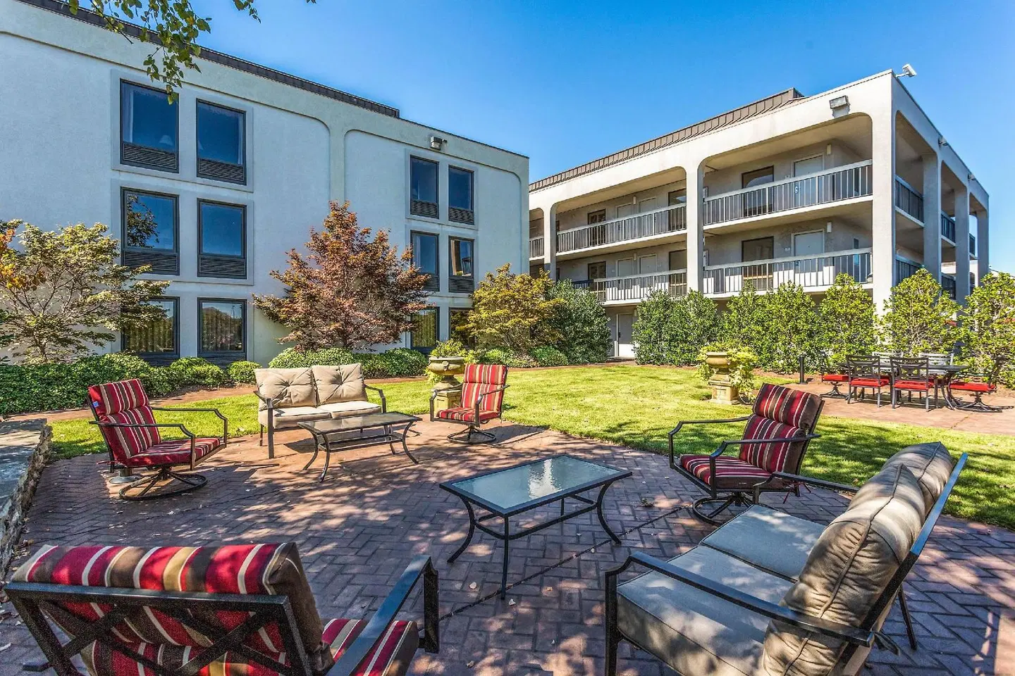 Clarion Pointe Huntsville Research Park Terrasse