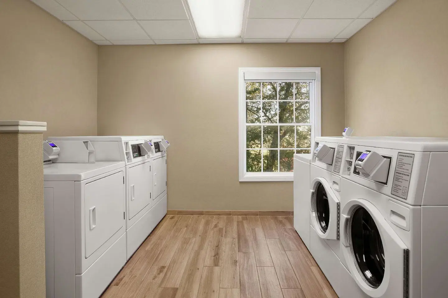 Homewood Suites by Hilton Kansas City-Airport Badezimmer